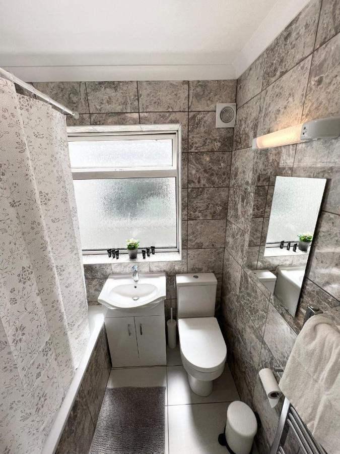 Stunning Flat In Greater London Hotel Esterno foto